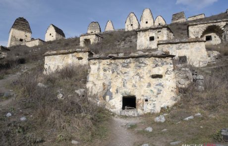 Даргавс — город Мертвых Даргавс - город Мертвых